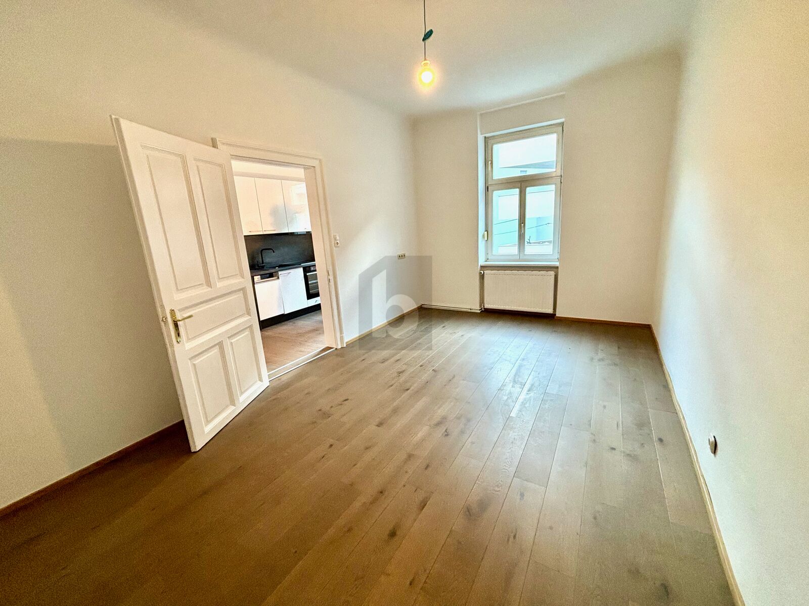 NEU RENOVIERTE UND VERMIETETE STARTERWOHNUNG  /  / 8020 Graz / Bild 2