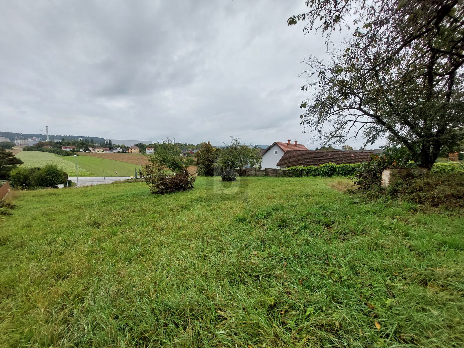 FREIE SICHT, WALDNHE UND BESTE INFRASTRUKTUR /  / 3105 St. Plten-Radlberg / Bild 1