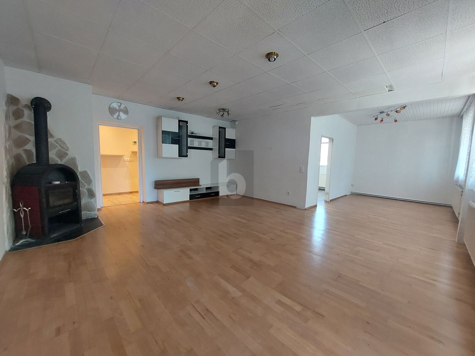 RUHIGES WOHNEN MIT VIEL PLATZ AM RANDE DER WEINBERGE /  / 3470 Ottenthal / Bild 2