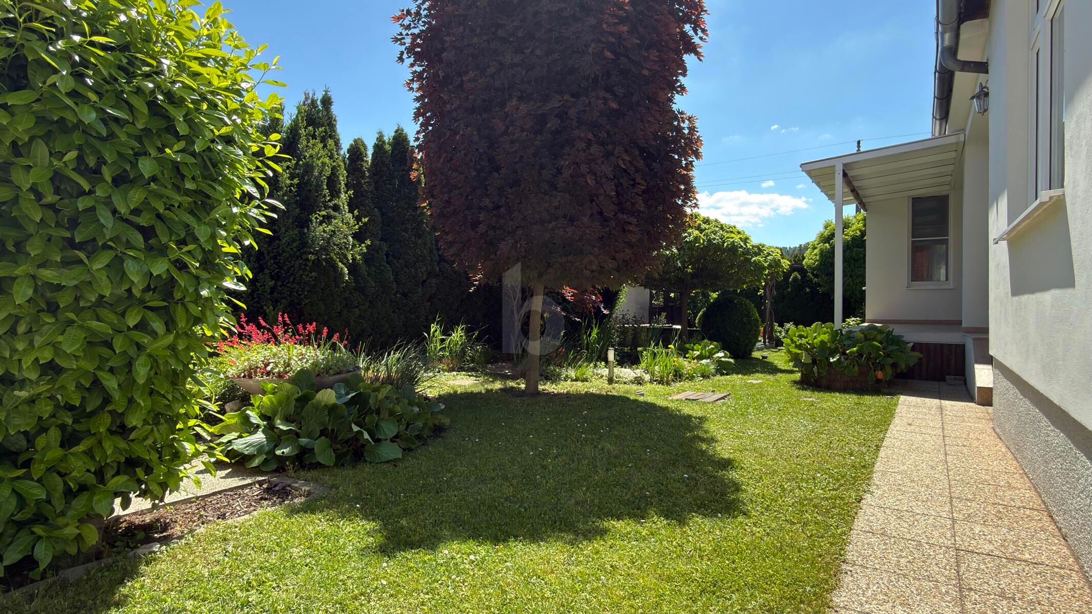CHARMANTES STRECKHAUS MIT UNEINSEHBAREM & SONNIGEM OASE GARTEN