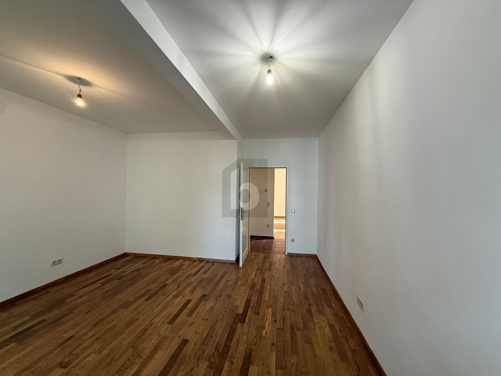 Preisreduktion! HOCHWERTIGER ALTBAU /  / 1150 Wien / Bild 1