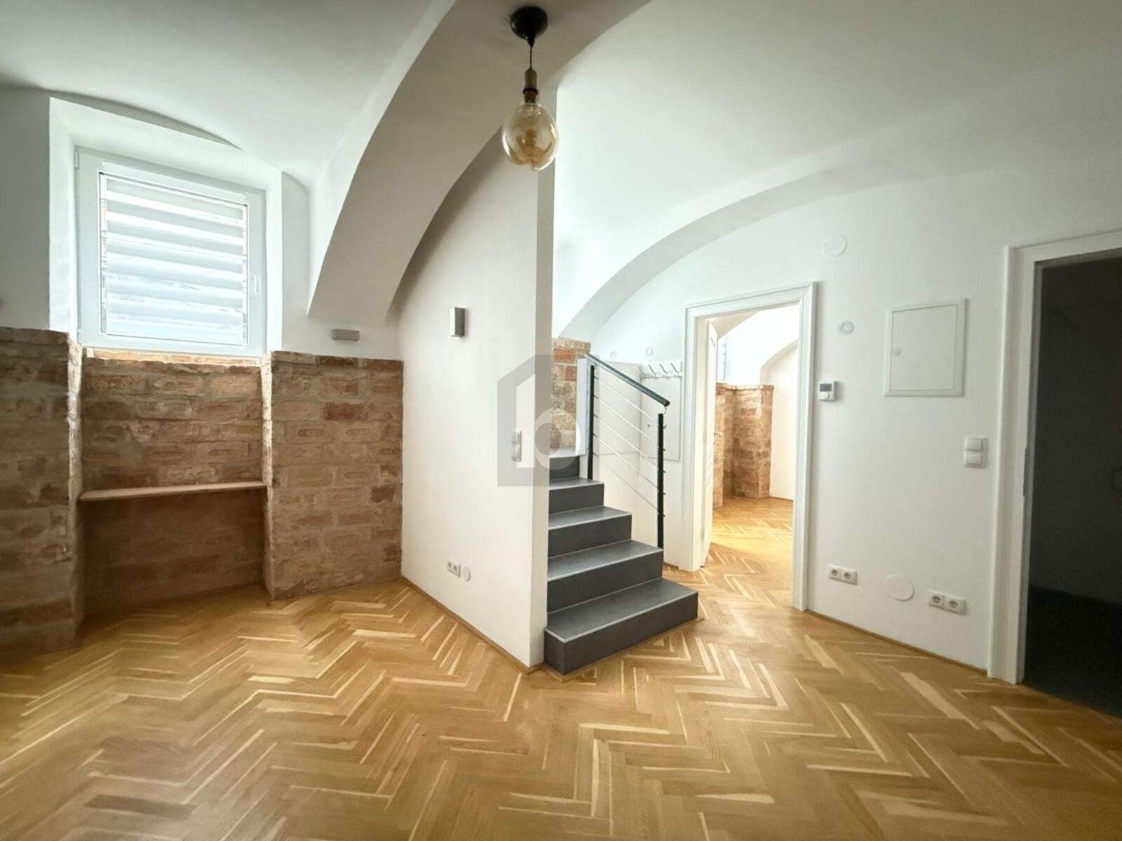 BEZUGSFERTIG MIT HOCHWERTIGER AUSSTATTUNG IN HERNALS /  / 1170 Wien / Bild 2