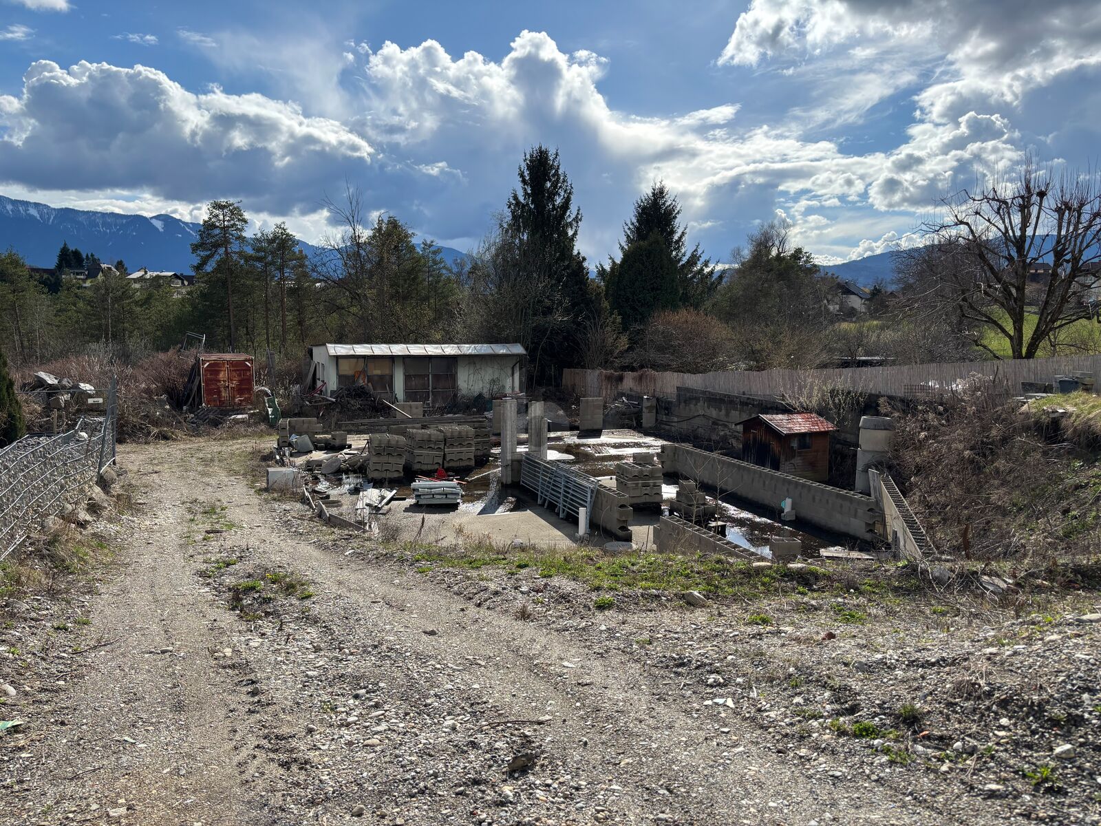 EINE FLCHE ZUM BAUEN MIT UNENDLICHEN MGLICHKEITEN! /  / 9524 Villach-St. Magdalen / Bild 2