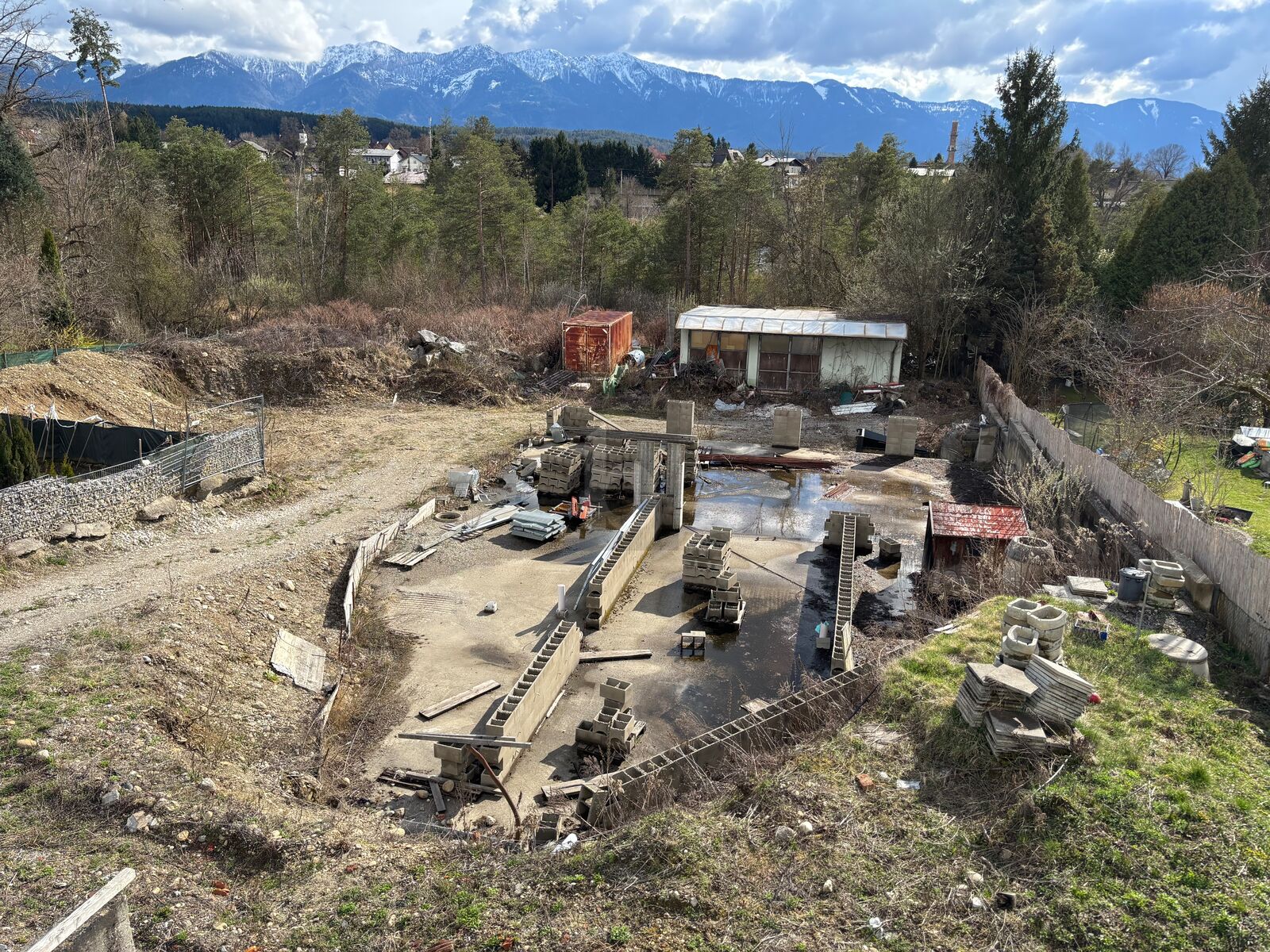 EINE FLCHE ZUM BAUEN MIT UNENDLICHEN MGLICHKEITEN! /  / 9524 Villach-St. Magdalen / Bild 1
