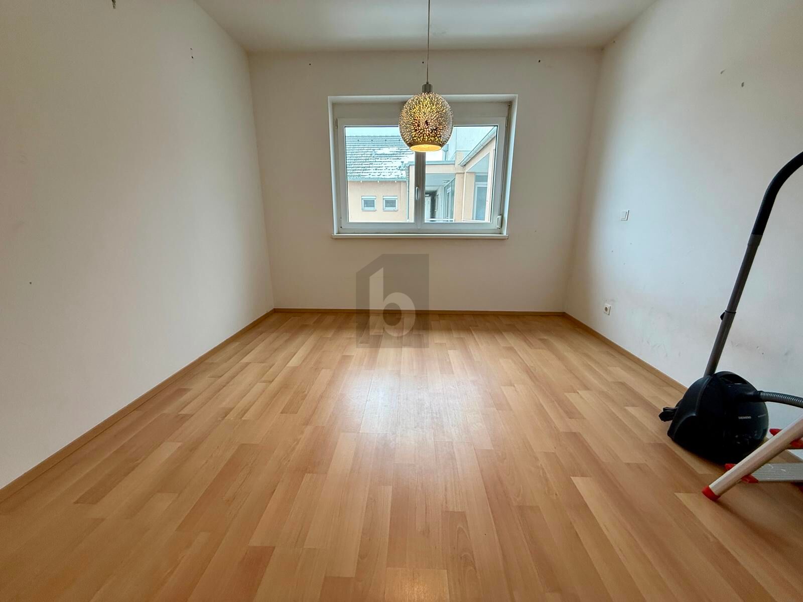 FAMILIENTRAUM IM NEUBAU MIT GROSSER DACHTERRASSE & 2 TIEFGARAGEN /  / 2485&nbsp;Wimpassing an der Leitha / Bild 2