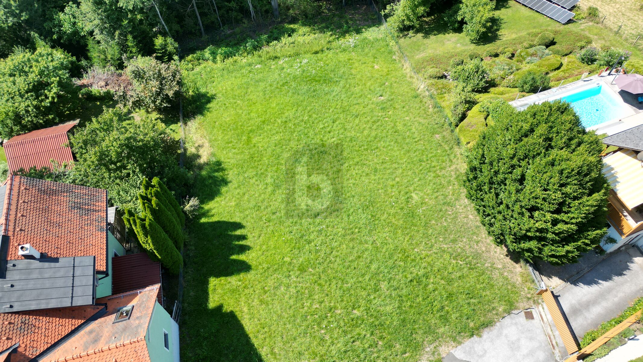 BAUGRUNDSTCK MIT HERRLICHEM SCHCKLBLICK ? EXCLUSIV IN RUHIGER LAGE