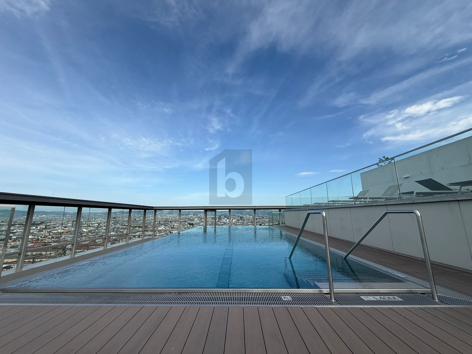 PREMIUM LIVING IM TRIIIPLE TOWER - ALL INKLUSIVE /  / 1030 Wien / Bild 1