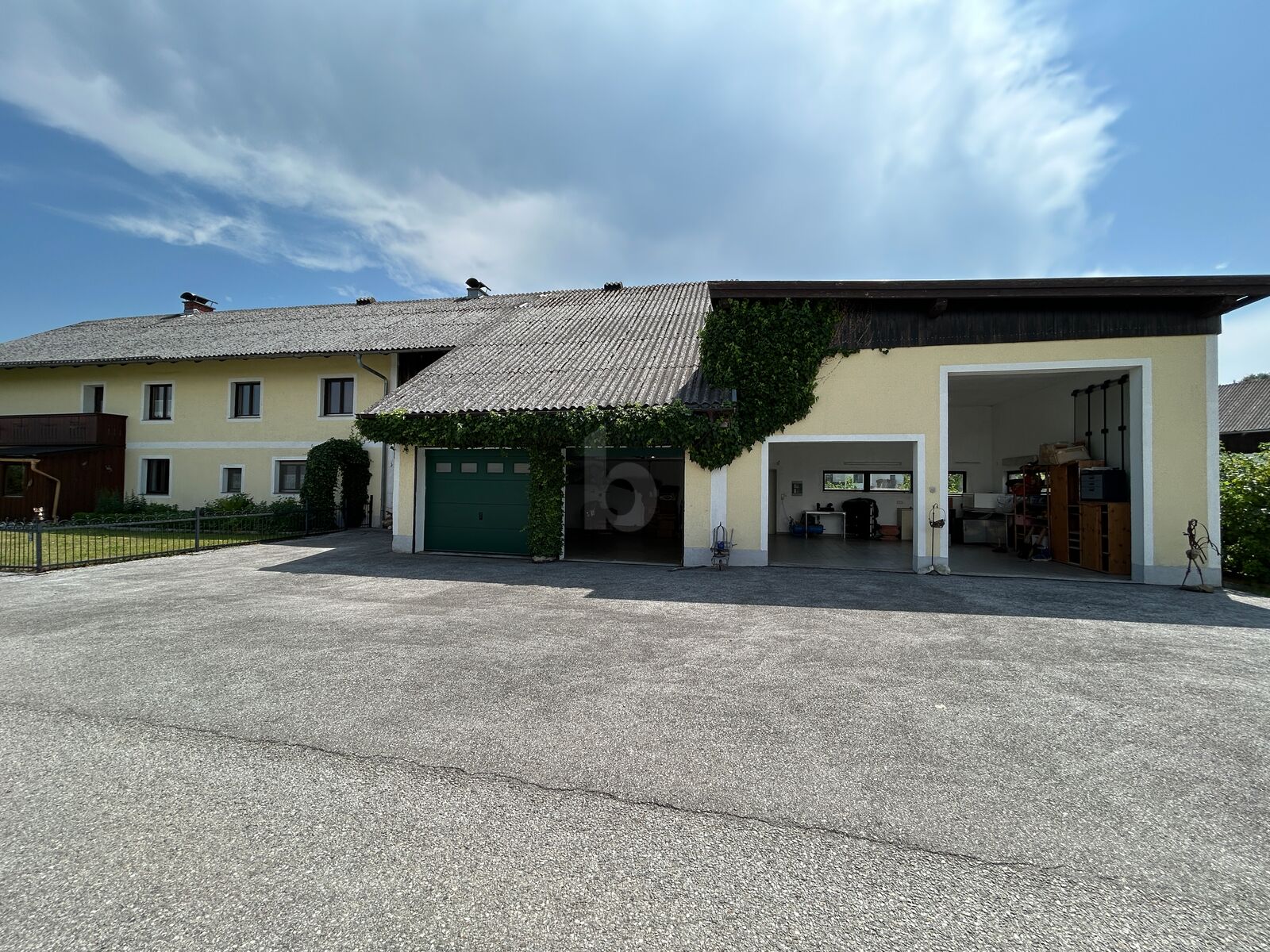 FAMILIENTRAUM MIT WELLNESSOASE FR GENERATIONEN /  / 5143 Hslrein / Bild 4