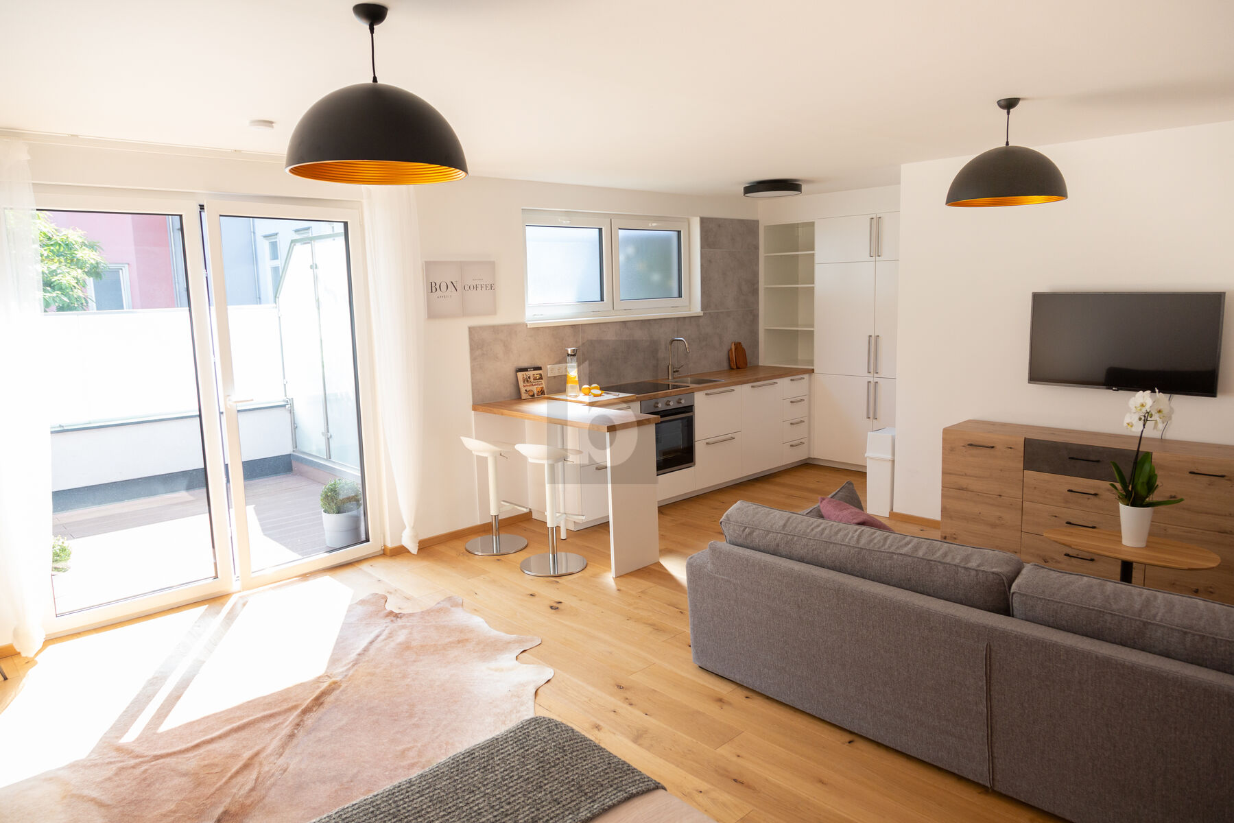 ATTRAKTIVE ANLEGERWOHNUNG INKL. BALKON MIT BEFRISTETEM MIETVERTRAG 