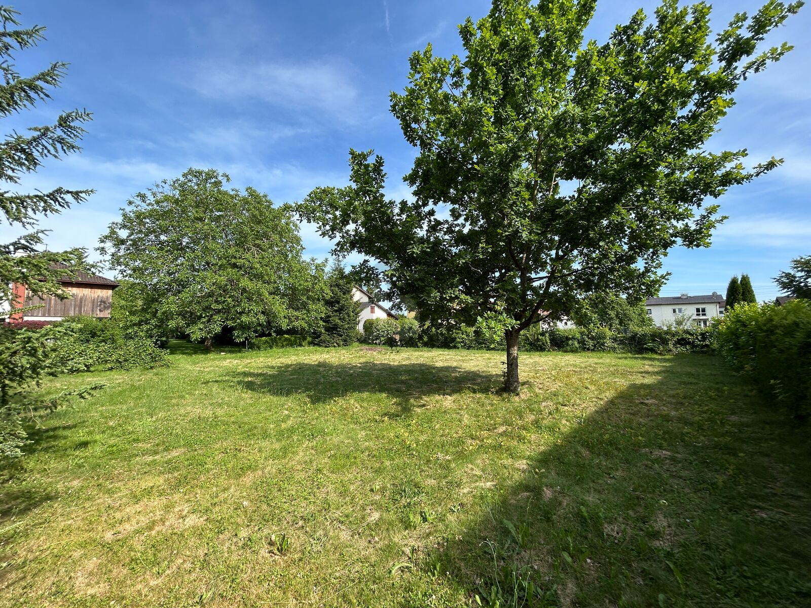 SONNIGES GRUNDSTCK IN TOPLAGE /  / 5230 Mattighofen / Bild 2