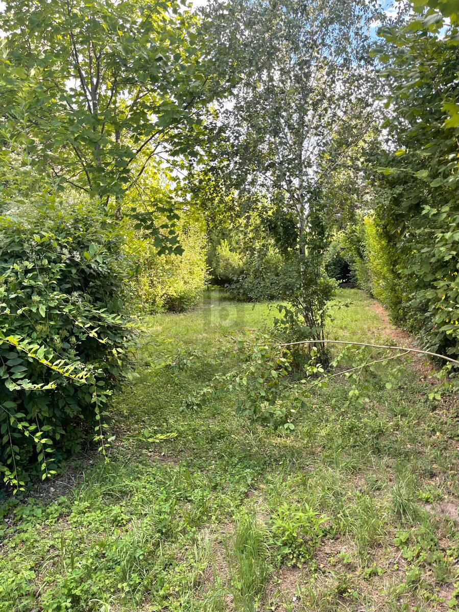 ATTRAKTIVES BAUGRUNDSTCK IN FAMILIENFREUNDLICHER LAGE