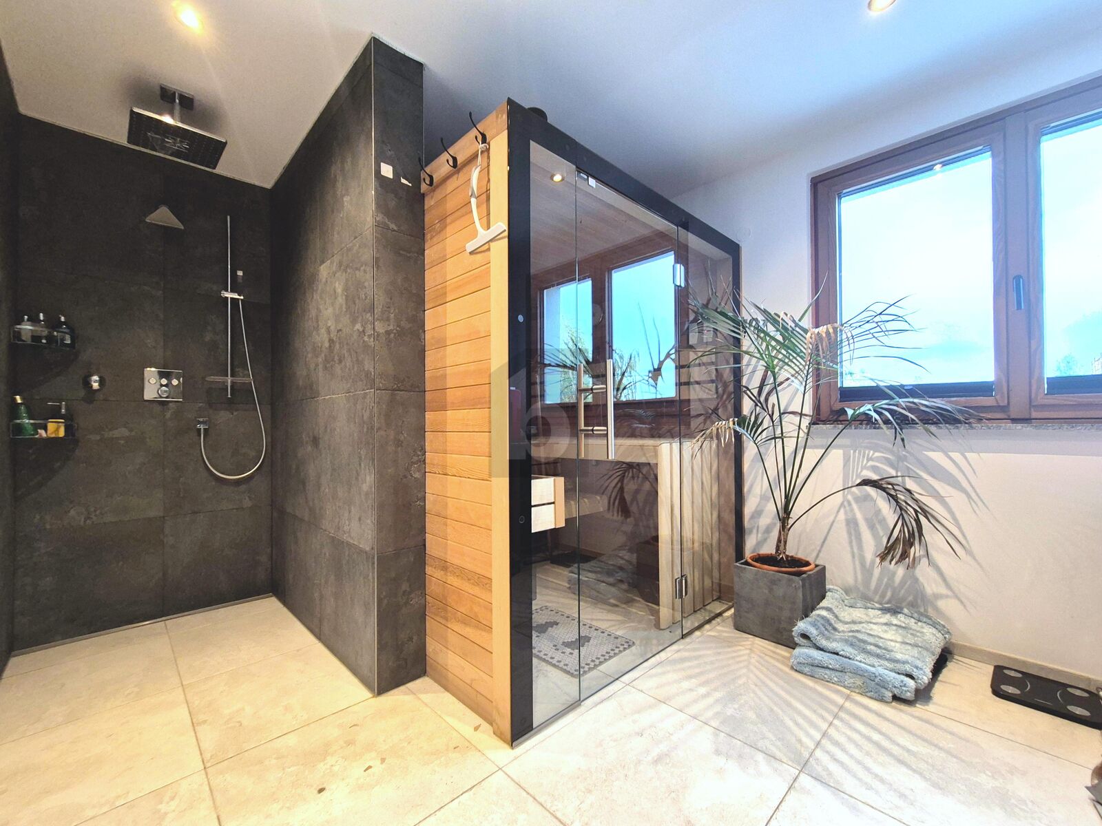 Preisreduktion! EIN ZUHAUSE FR DIE SEELE ? RUHE, ELEGANZ UND TECHNIK AUF HCHSTEM NIVEAU /  / 2482 Mnchendorf / Bild 3