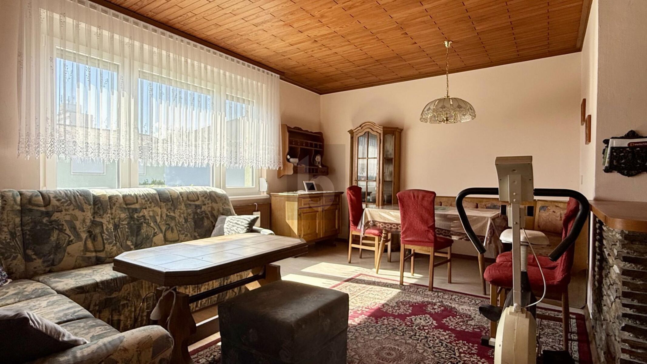 FAMILIENFREUNDLICH IN SIEDLUNGSLAGE MIT GARAGE UND GROSSEM KELLER /  / 7301 Deutschkreutz / Bild 1