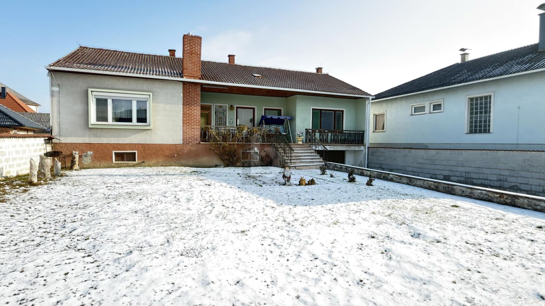 GER�UMIGER BUNGALOW MIT XXL KELLER IN TOP  SIEDLUNGSLAGE