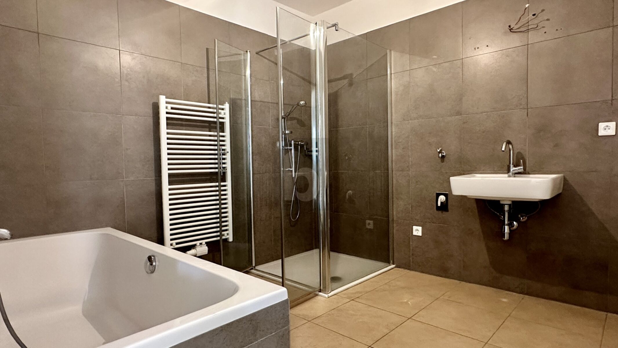 MODERN MIT TOP AUSSTATTUNG UND BARRIEREFREIEM ZUGANG /  / 2700 Wiener Neustadt / Bild 3