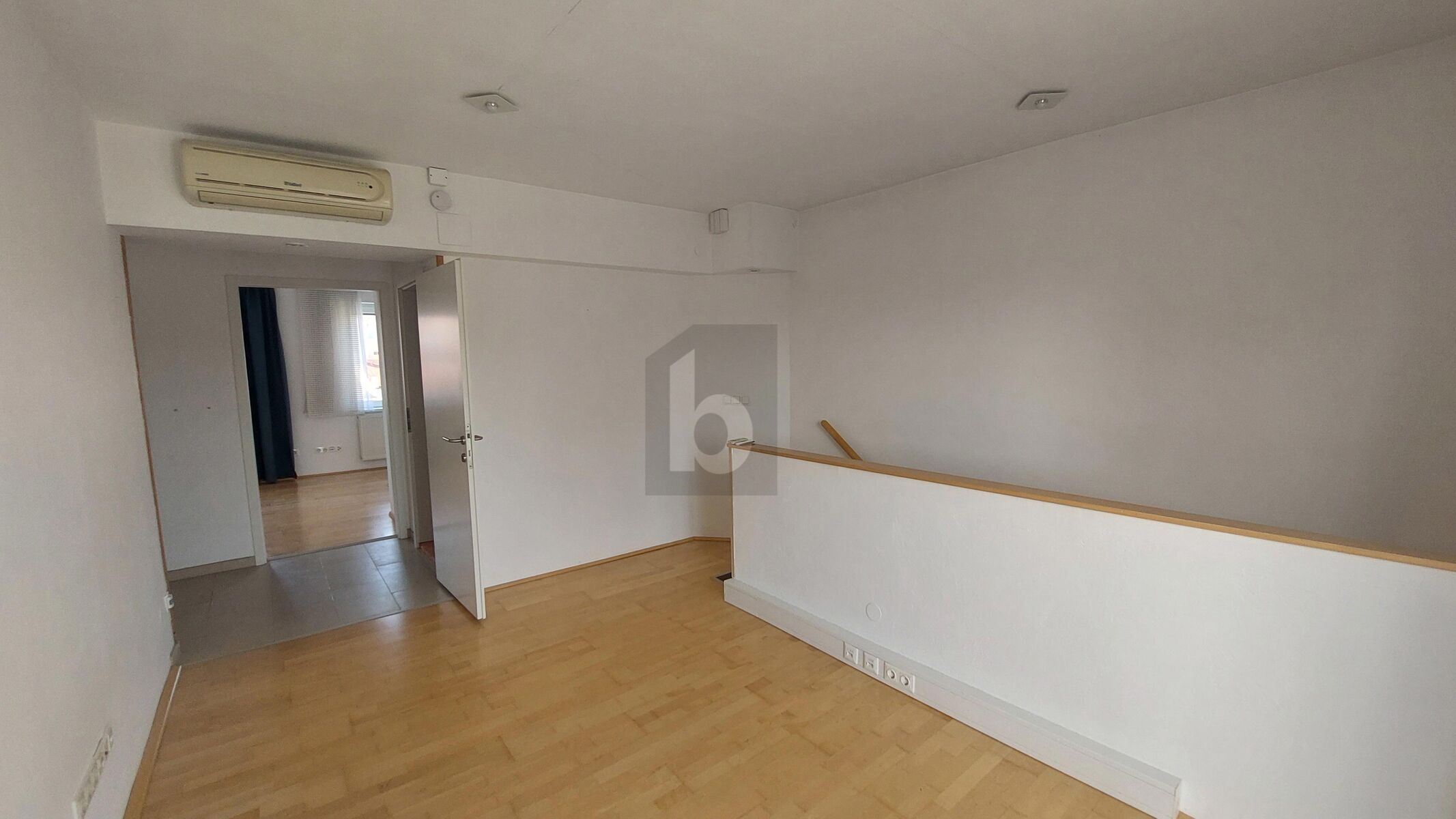 MAISONETTEN-DACHGESCHOSS MIT BLICK BER DIE STADT /  / 3500 Krems an der Donau / Bild 2
