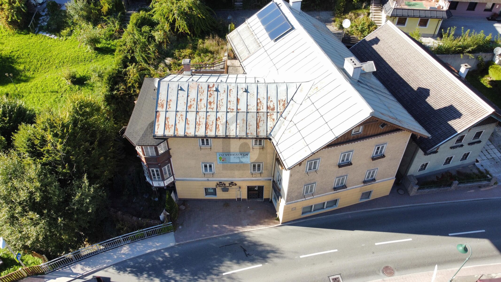 VIEL ENTWICKLUNGSPOTENTIAL IN SEHR ZENTRALER LAGE ZUM WOHNEN ODER GEWERBLICH /  / 5602 Wagrain Markt / Bild 3