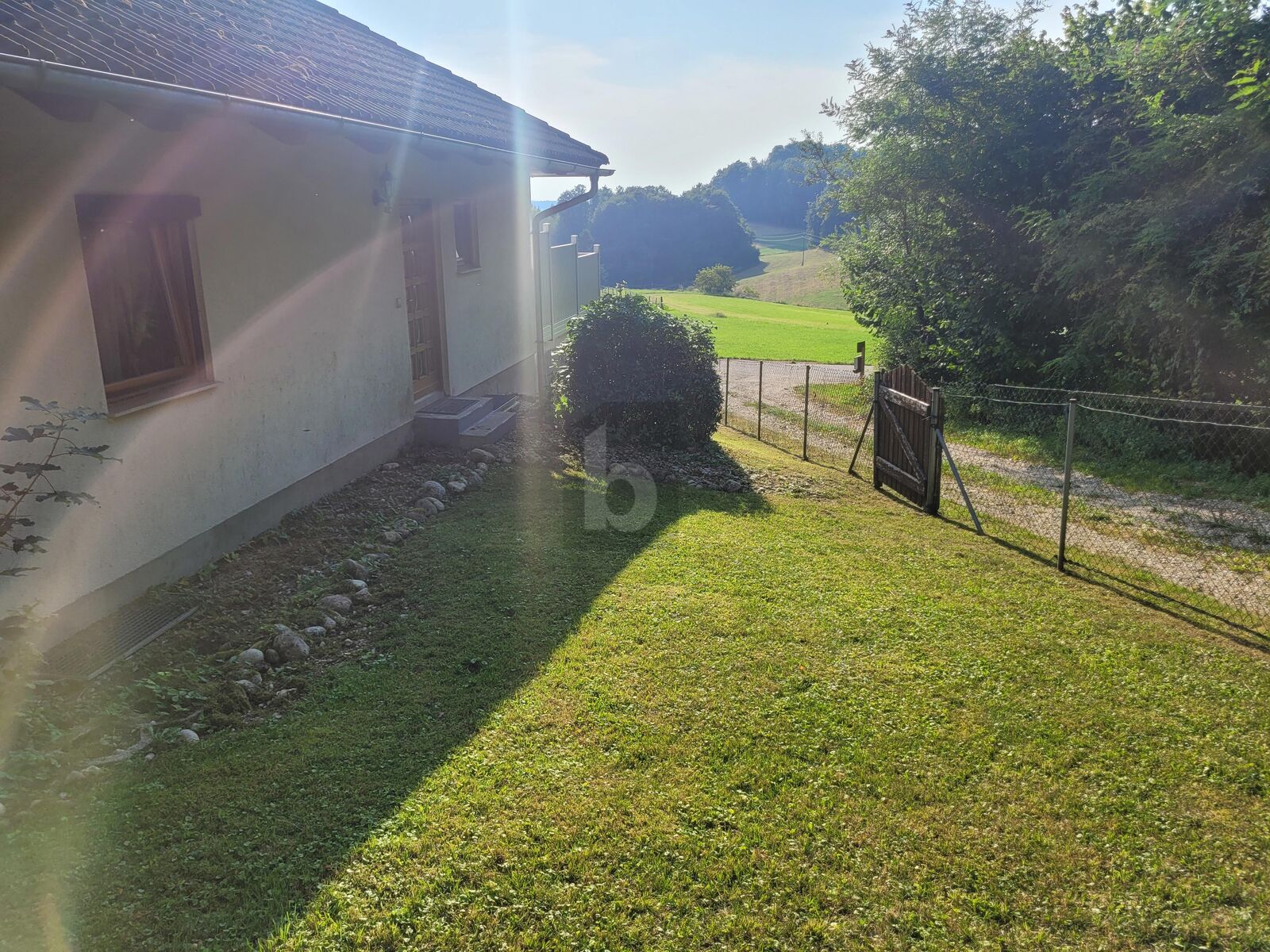 RUHEOASE - NUR WENIGE MINUTEN VOM ZENTRUM /  / 5142 Eggelsberg / Bild 1