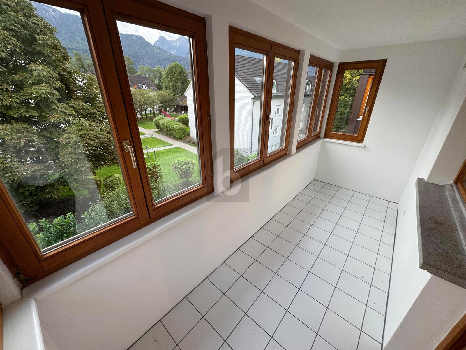 GUT EINGETEILT IN TOP LAGE ZUM TOP PREIS