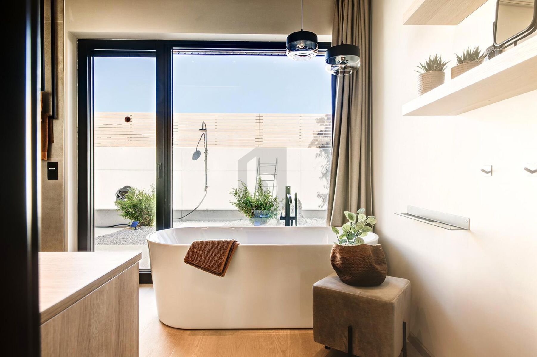 DESIGNBUNGALOW MIT SONNIGEM POOL UND HOCHWERTIGSTER AUSSTATTUNG /  / 5232 Kirchberg bei Mattighofen / Bild 4