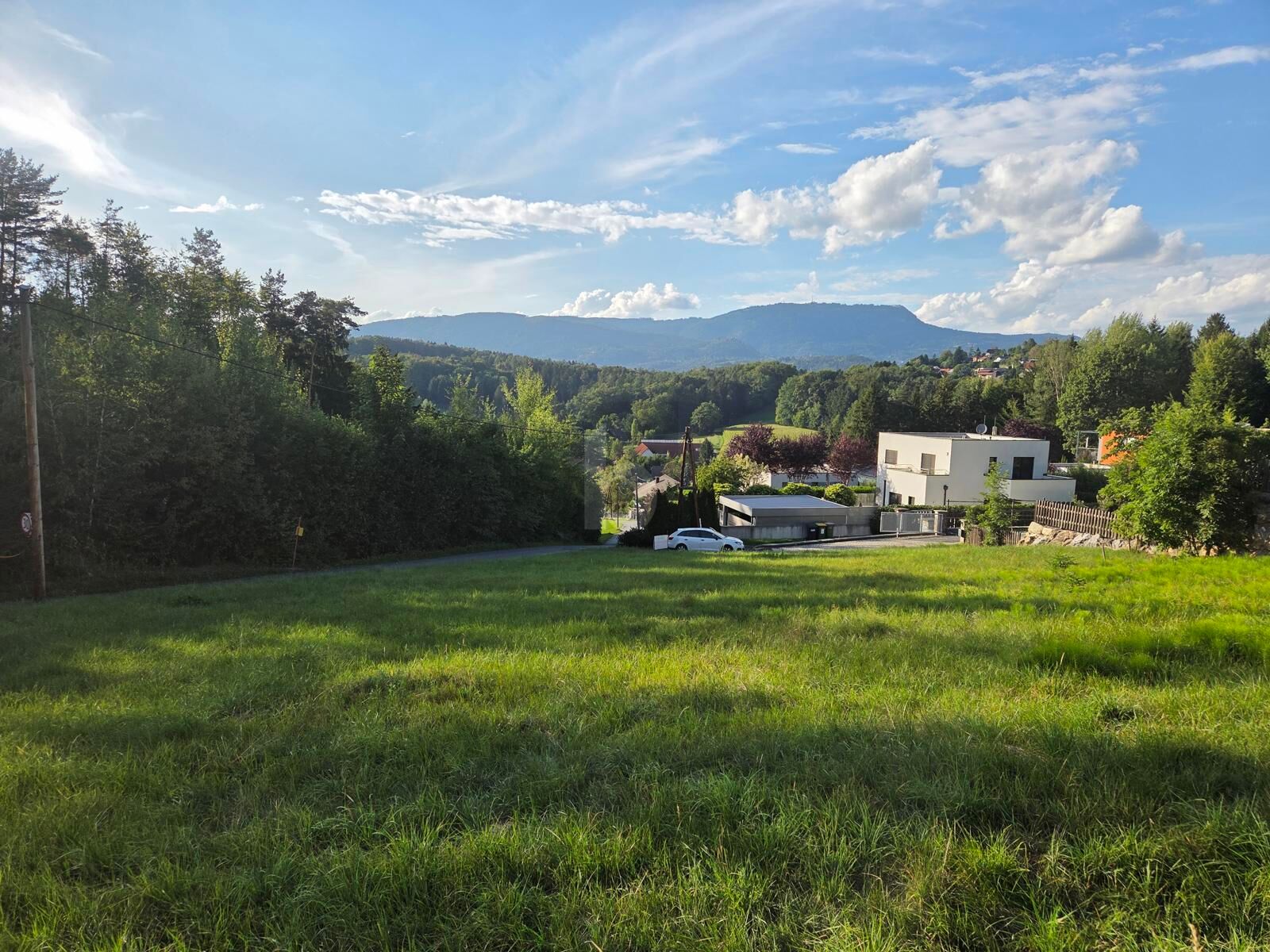 WO DIE STADT AUFH�RT UND DAS WOHLF�HLEN BEGINNT. TOP-GRUNDST�CK IN F�LLING /  / 8044&nbsp;Graz / Bild 1