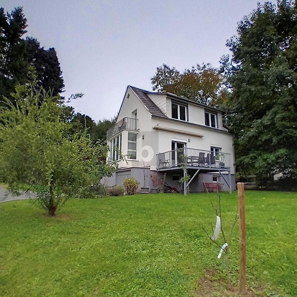 EXKLUSIV MIT MODERNISIERTEM ALTBESTAND UND PANORAMABLICK - IN ST. PETER /  / 8042 Graz / Bild 2