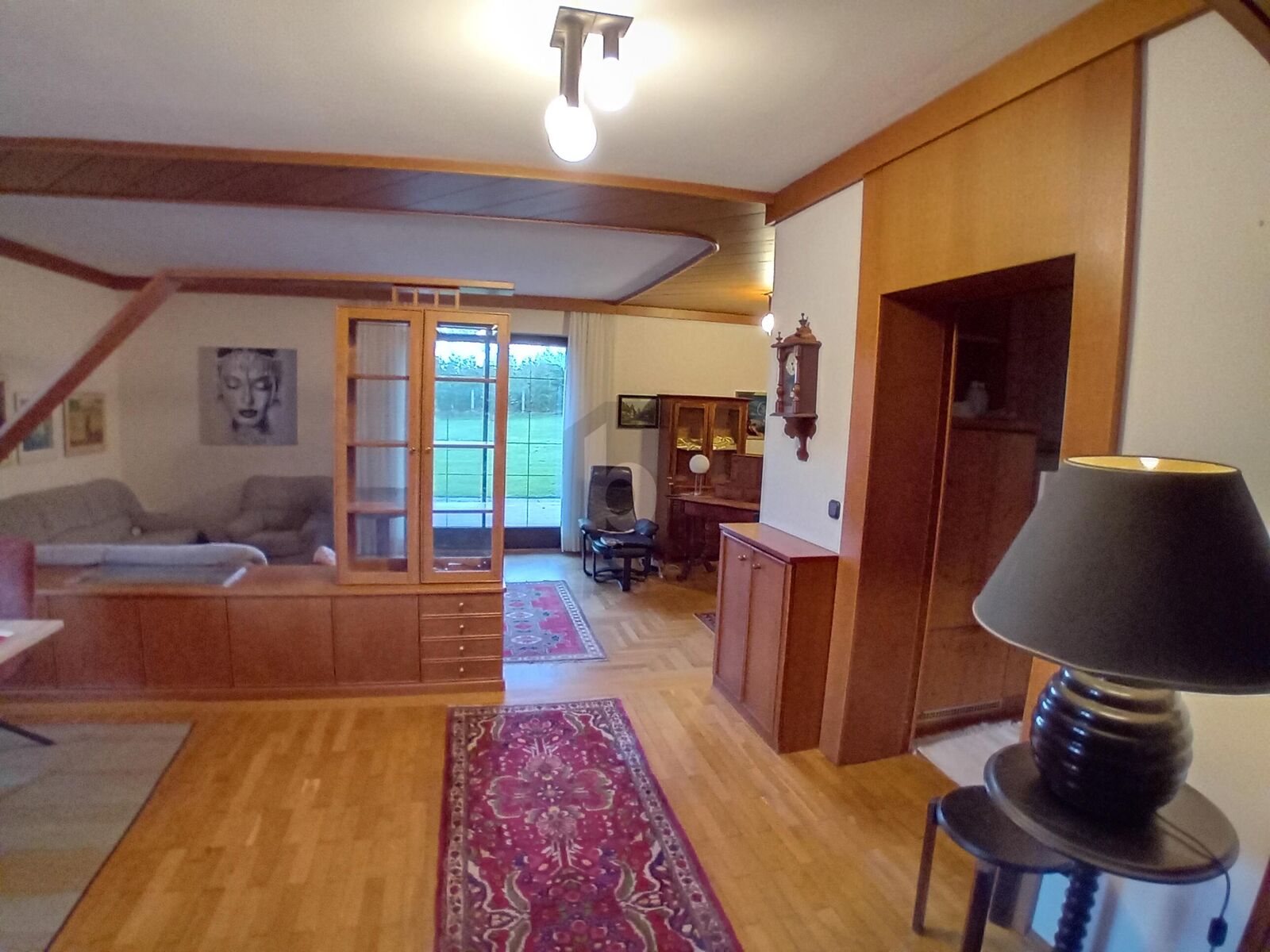 EIN ZUHAUSE MIT CHARAKTER - STILVOLLER BUNGALOW IN ERHHTER LAGE /  / 8054 Graz / Bild 2