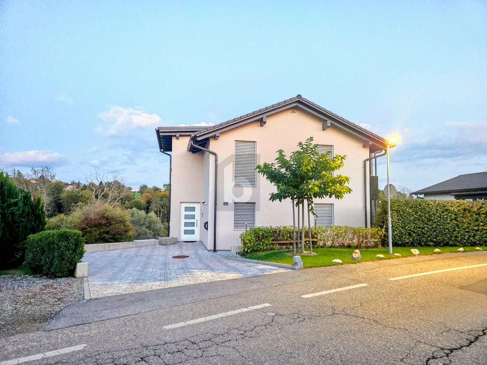 MODERNES TRAUMHAUS IN HART - STILVOLL, HOCHWERTIG & FAMILIENFREUNDLICH