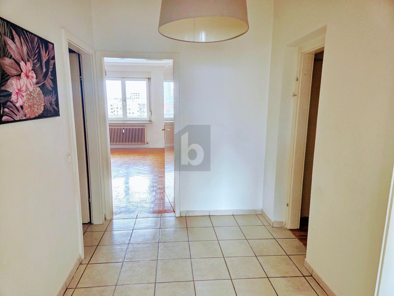 HELLE 3-ZIMMER-WOHNUNG MIT BALKON IN ZENTRUMSNHE, MIT LIFT & PARKPLATZ /  / 8020 Graz / Bild 1