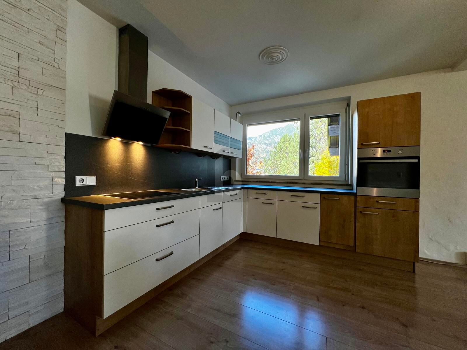 ZENTRAL, SONNIGER BALKON, STELLPLATZ - ALLES WAS MAN BRAUCHT! /  / 5760 Saalfelden am Steinernen Meer / Bild 1