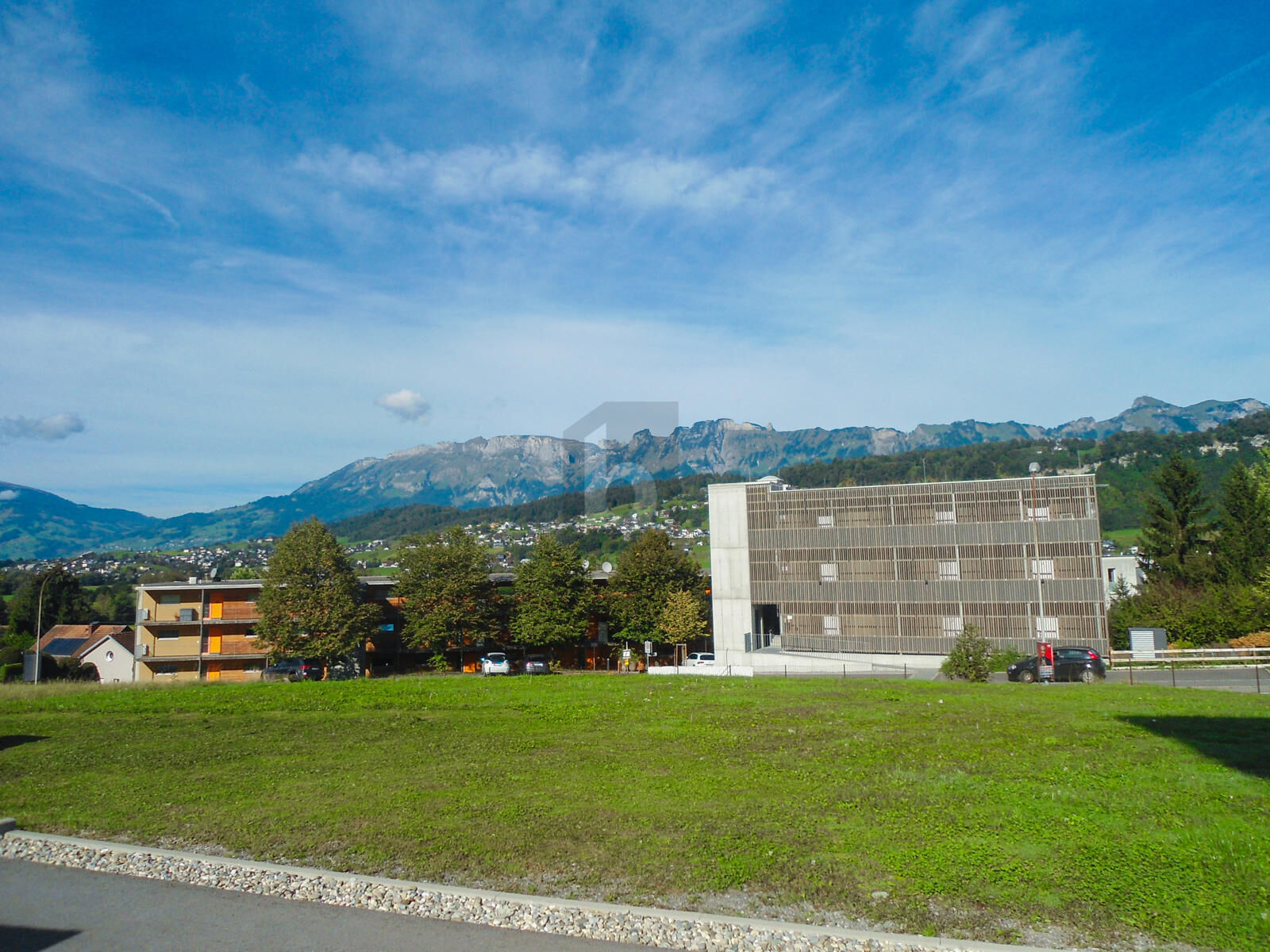 TOP LAGE MIT PANORAMA BLICK