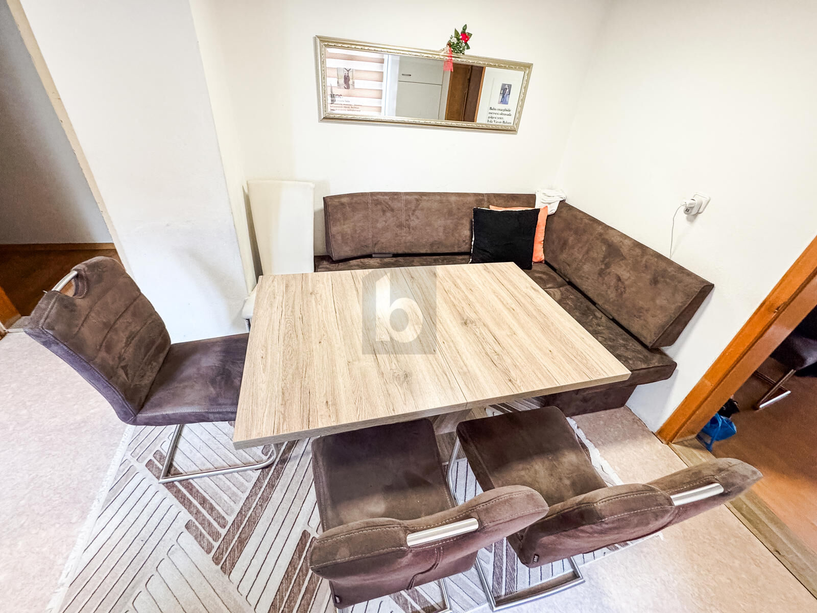 GROßES MEHRFAMILIENHAUS IN GUTER LAGE ZUM TOP PREIS /  / 6890 Lustenau / Bild 3