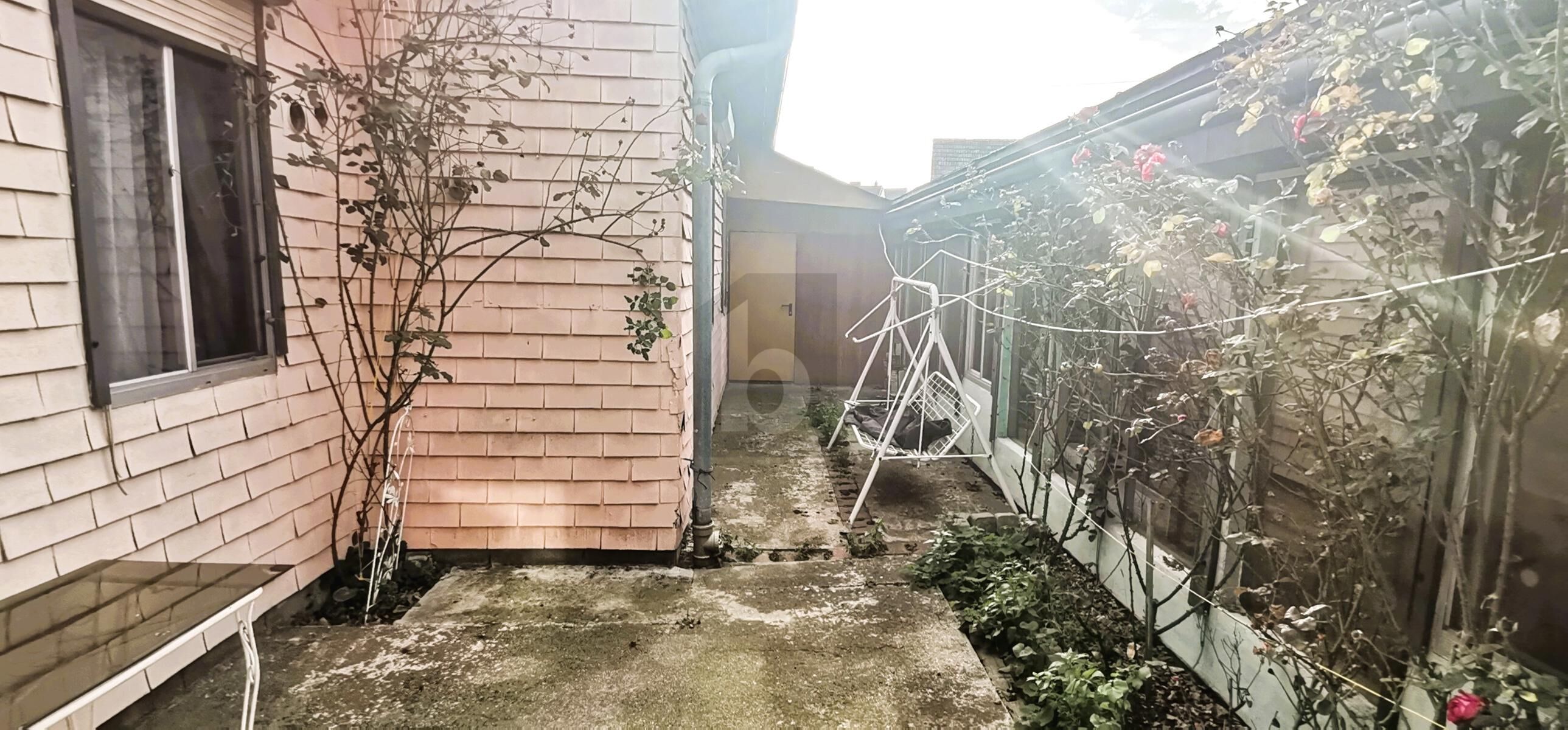 MEHRERE WOHNEINHEITEN MIT EHEMALIGER TISCHLEREI - WOHNEN UND ARBEITEN /  / 2424 Zurndorf / Bild 3