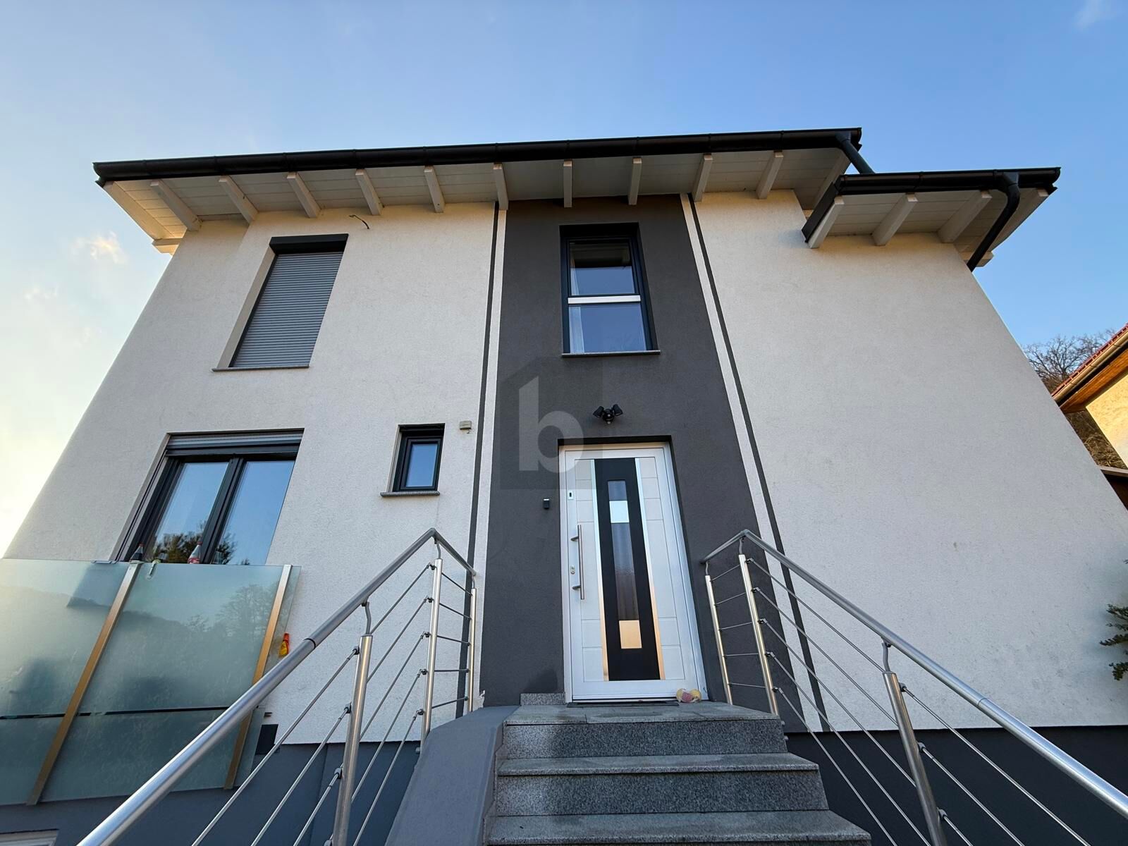 MODERN MIT BERG- UND WALDBLICK! / / 3002 Purkersdorf / Bild 1