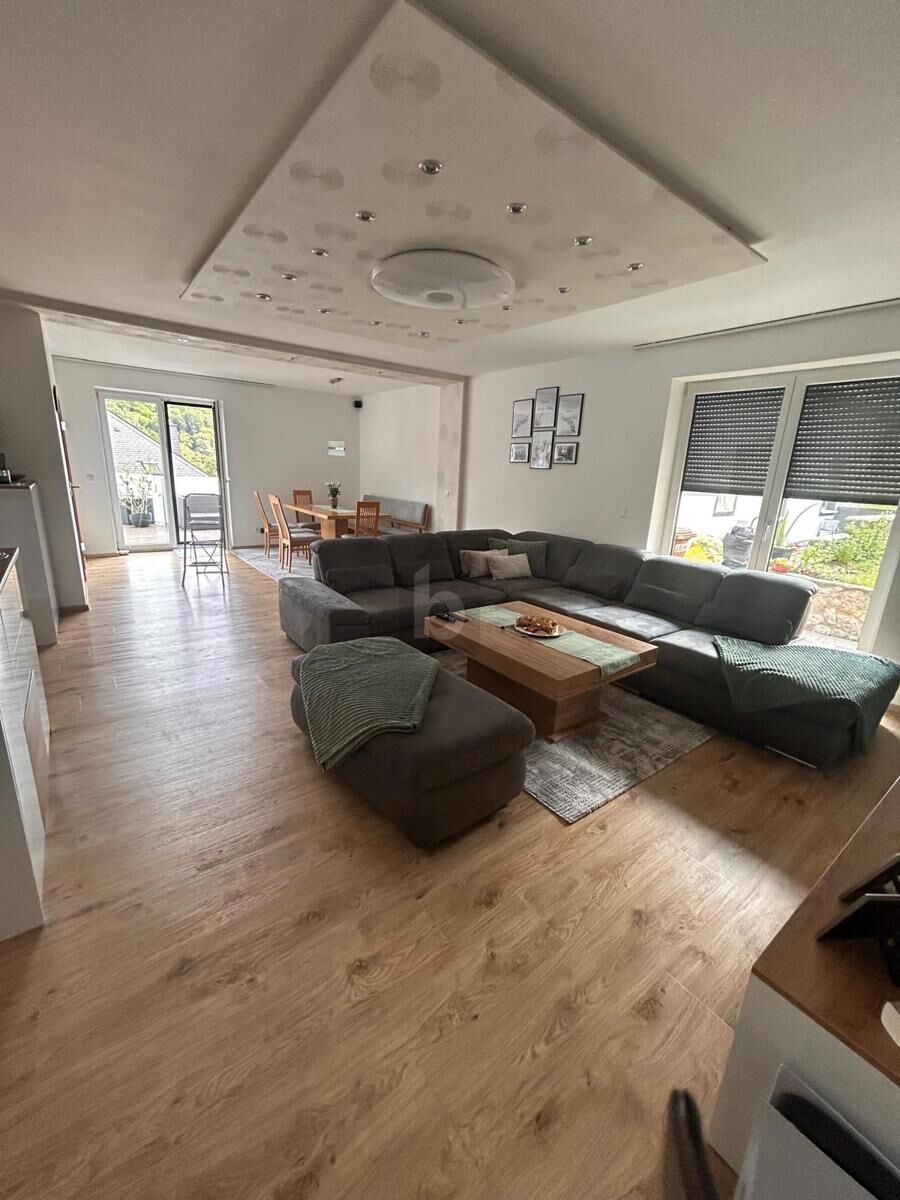 MODERN MIT BERG- UND WALDBLICK! / / 3002 Purkersdorf / Bild 1