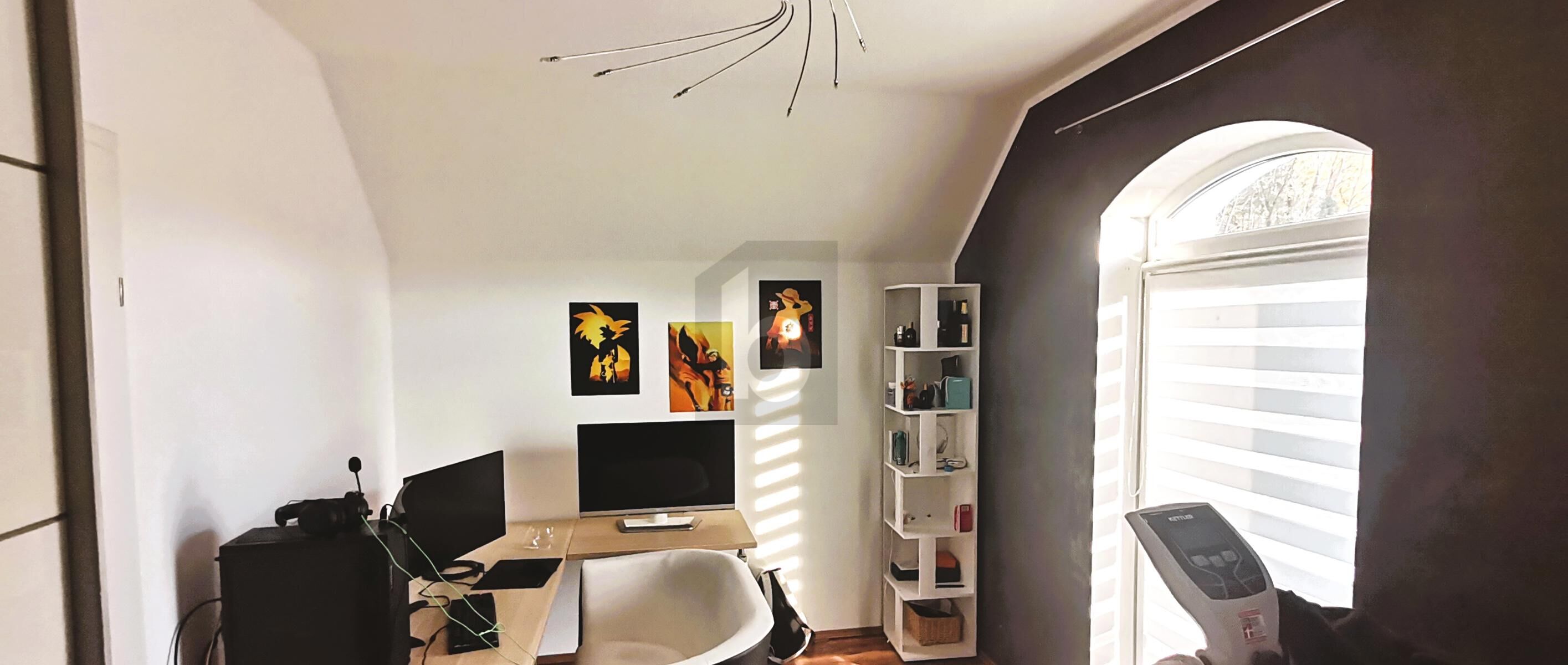 GROSSZÜGIGER FAMILIENHIT MIT GARTEN UND POOL / / 2486 Pottendorf / Bild 3