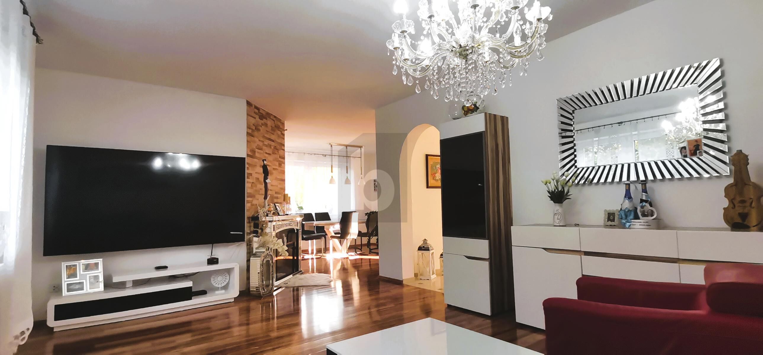 GROSSZÜGIGER FAMILIENHIT MIT GARTEN UND POOL / / 2486 Pottendorf / Bild 2