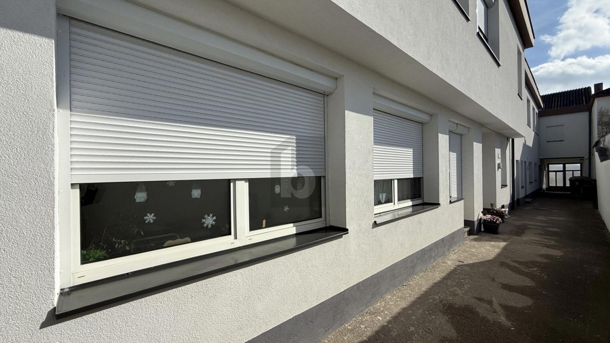 SANIERTE WOHNHAUSANLAGE - 5 WOHNEINHEITEN CA. ? 3.350,- NETTOEINNAHMEN / / 7022 Schattendorf / Bild 1