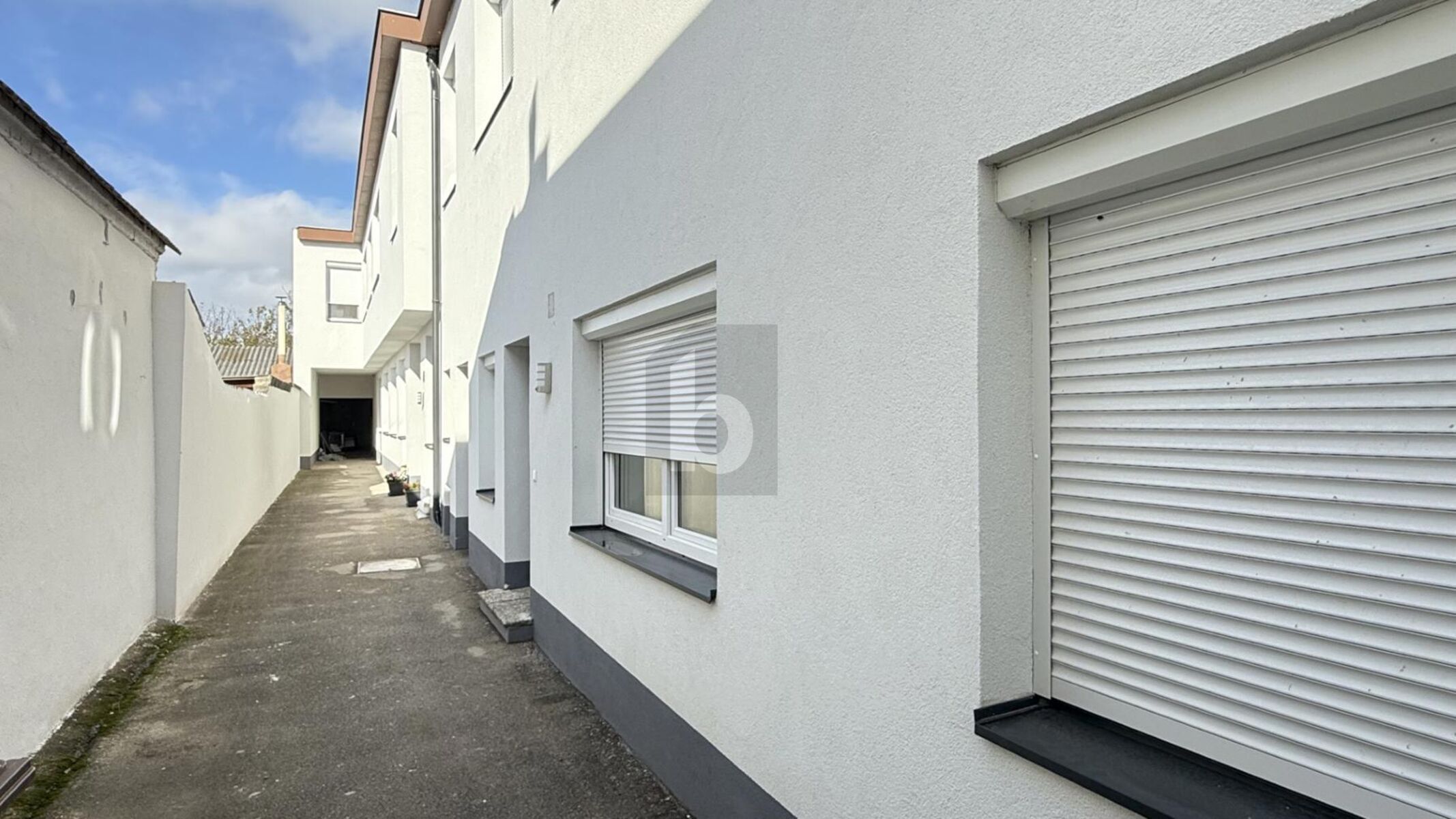 ZINSHAUS MIT 5 SANIERTEN WOHNEINHEITEN & CA. 5% RENDITE BEI VOLLVERMIETUNG /  / 7022 Schattendorf / Bild 1