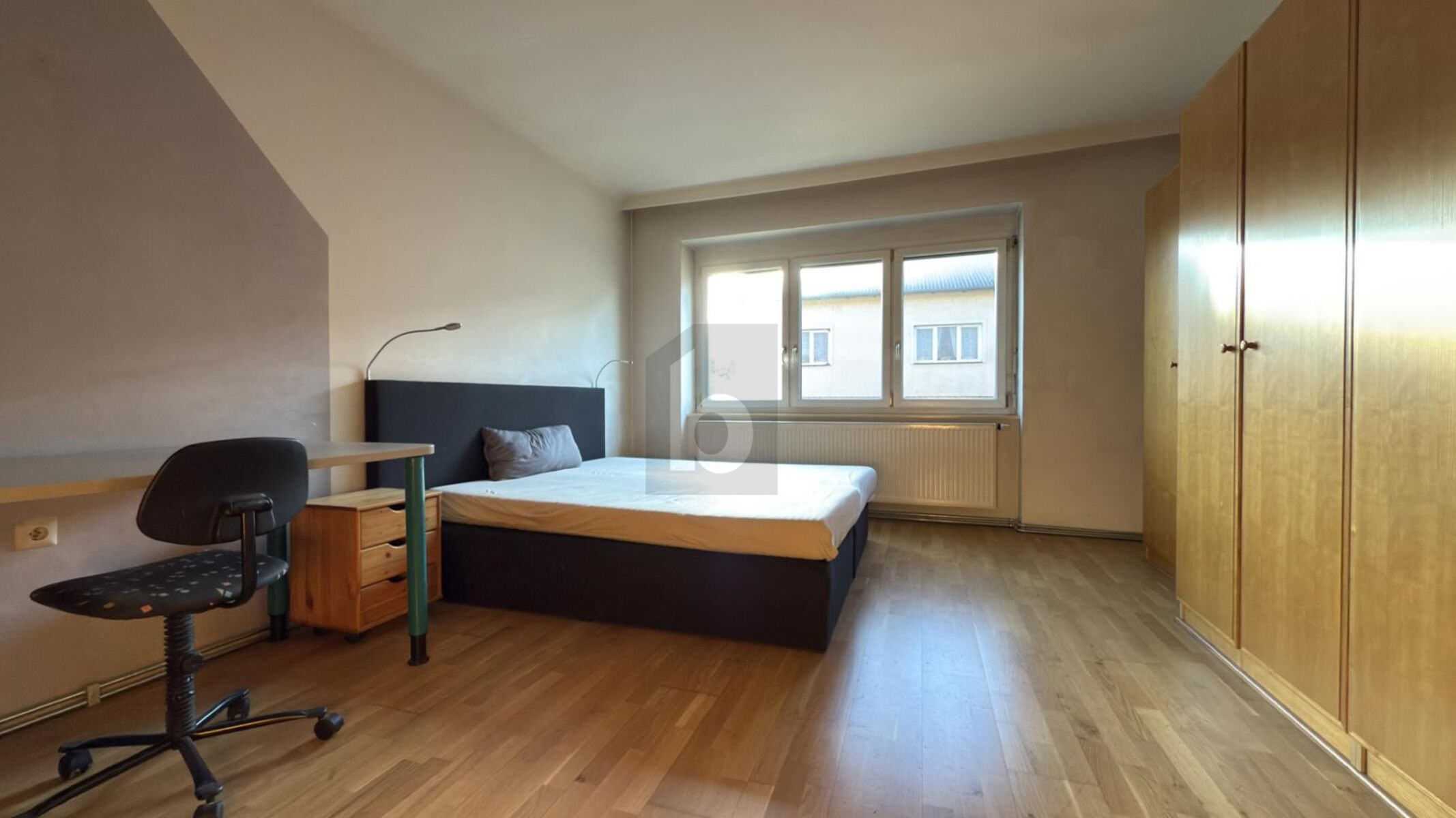 Preisreduktion! TEILSANIERT MIT GROSSEM SONNIGEN GARTEN U. STADL - 2 ZUFAHRTEN /  / 7444 Unterloisdorf / Bild 4