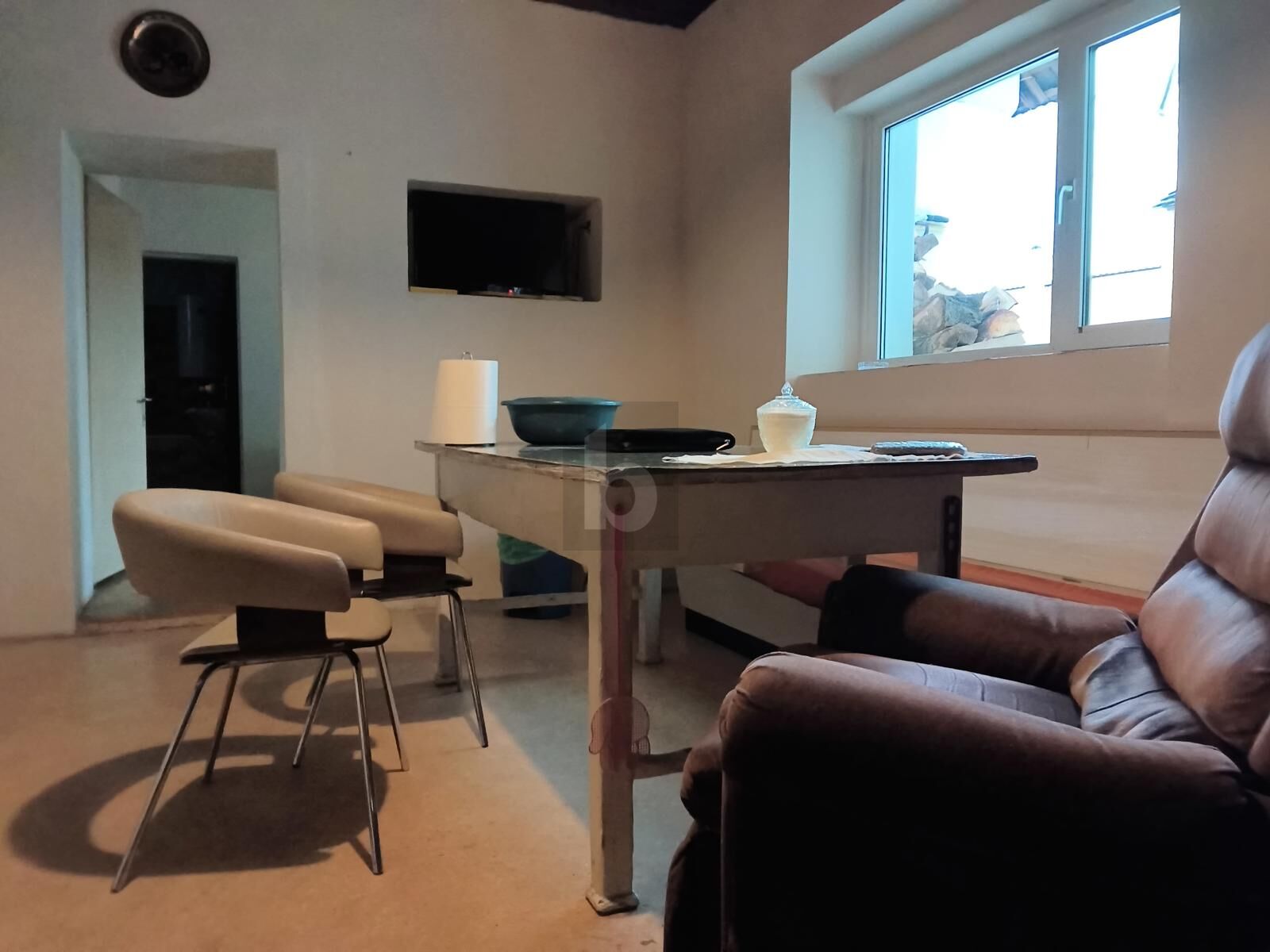 CHARMANTES WOHNEN MIT GROEM HOF, TIERHALTUNG & VIEL PLATZ FR FAMILIEN! /  / 2153 Stronsdorf / Bild 1