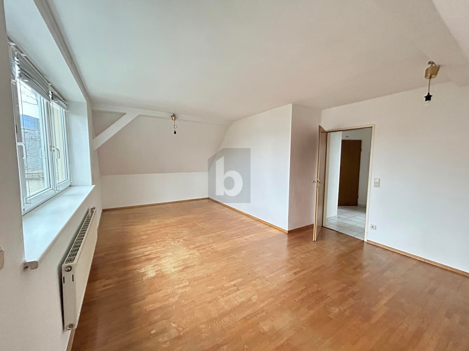 MEHRPARTEIENHAUS MIT ENTWICKLUNGSPOTENZIAL AUF GEWERBEGRUNDSTCK /  / 5020 Salzburg / Bild 3