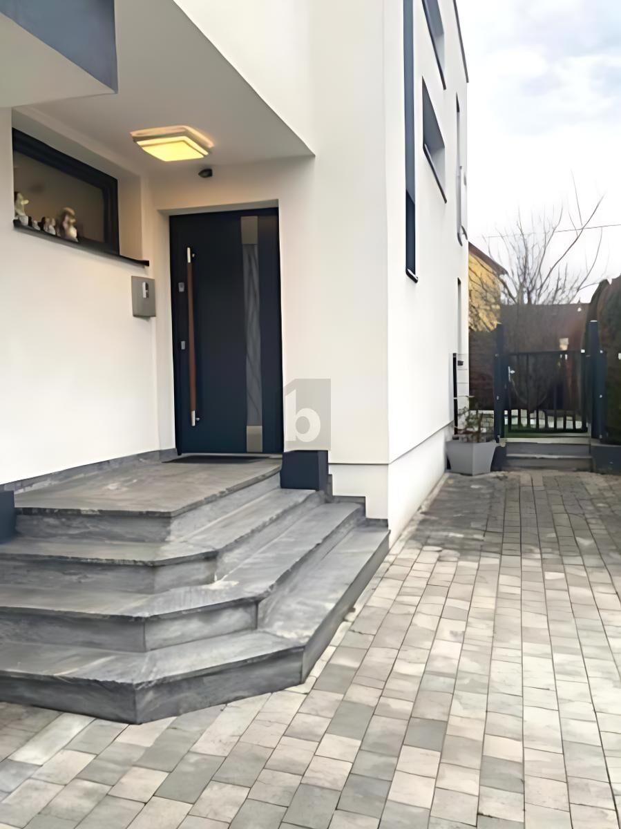 ELEGANT - F�R FAMILIEN MIT HOHEM WOHNKOMFORT