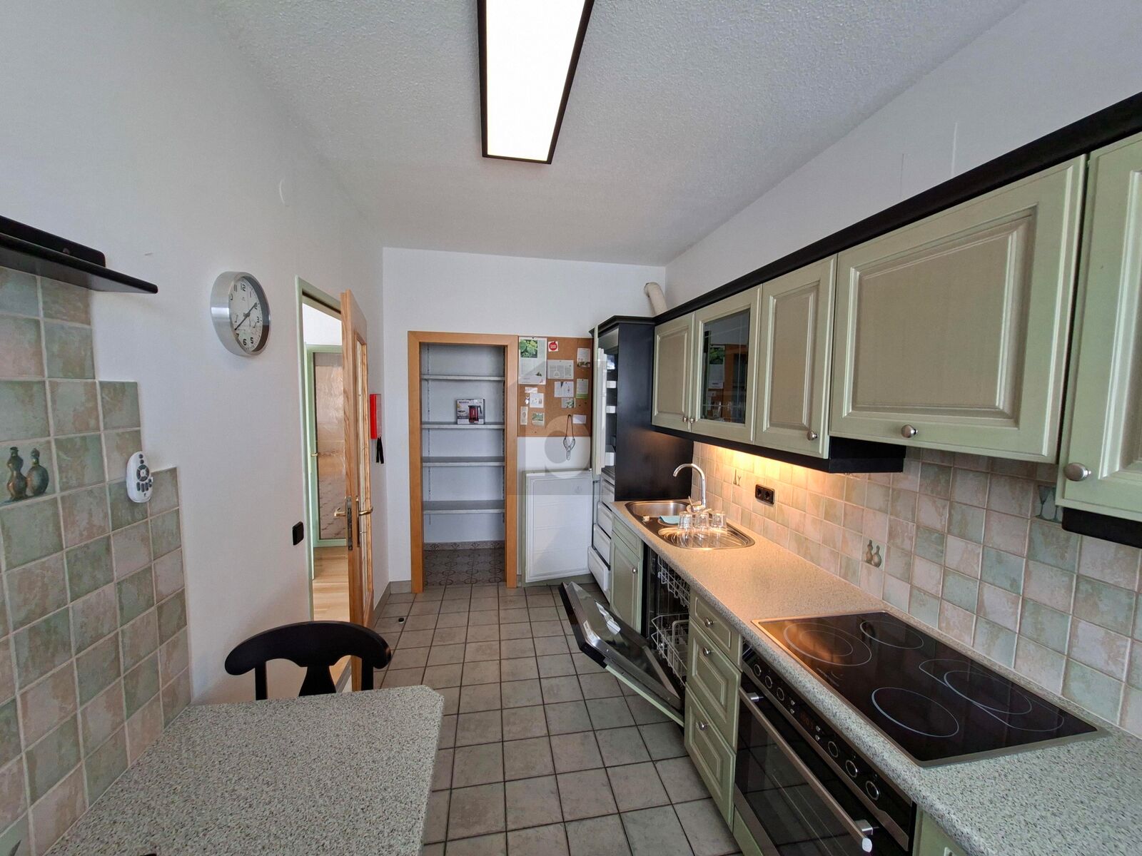 Preisreduktion! HELLER WOHNHIT IN RUHIGER LAGE / / 9500 Villach-Sankt Martin / Bild 3