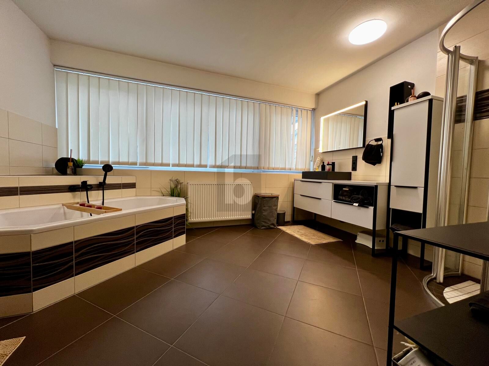 NEU SANIERT IN ZENTRUMSLAGE MIT SCH�NER TERRASSE! /  / 5760&nbsp;Saalfelden am Steinernen Meer / Bild 4