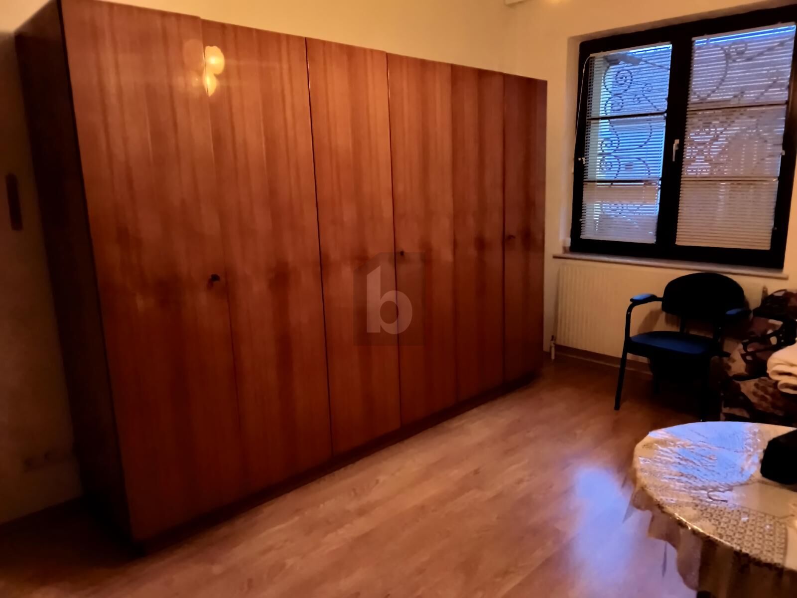 Preisreduktion! CHARMANTES EINFAMILIENHAUS MIT NEBENGEBÄUDEN, GARAGE & GARTEN IN GUT GEPFLEGTEM ZUSTAND / / 2153 Stronsdorf / Bild 4