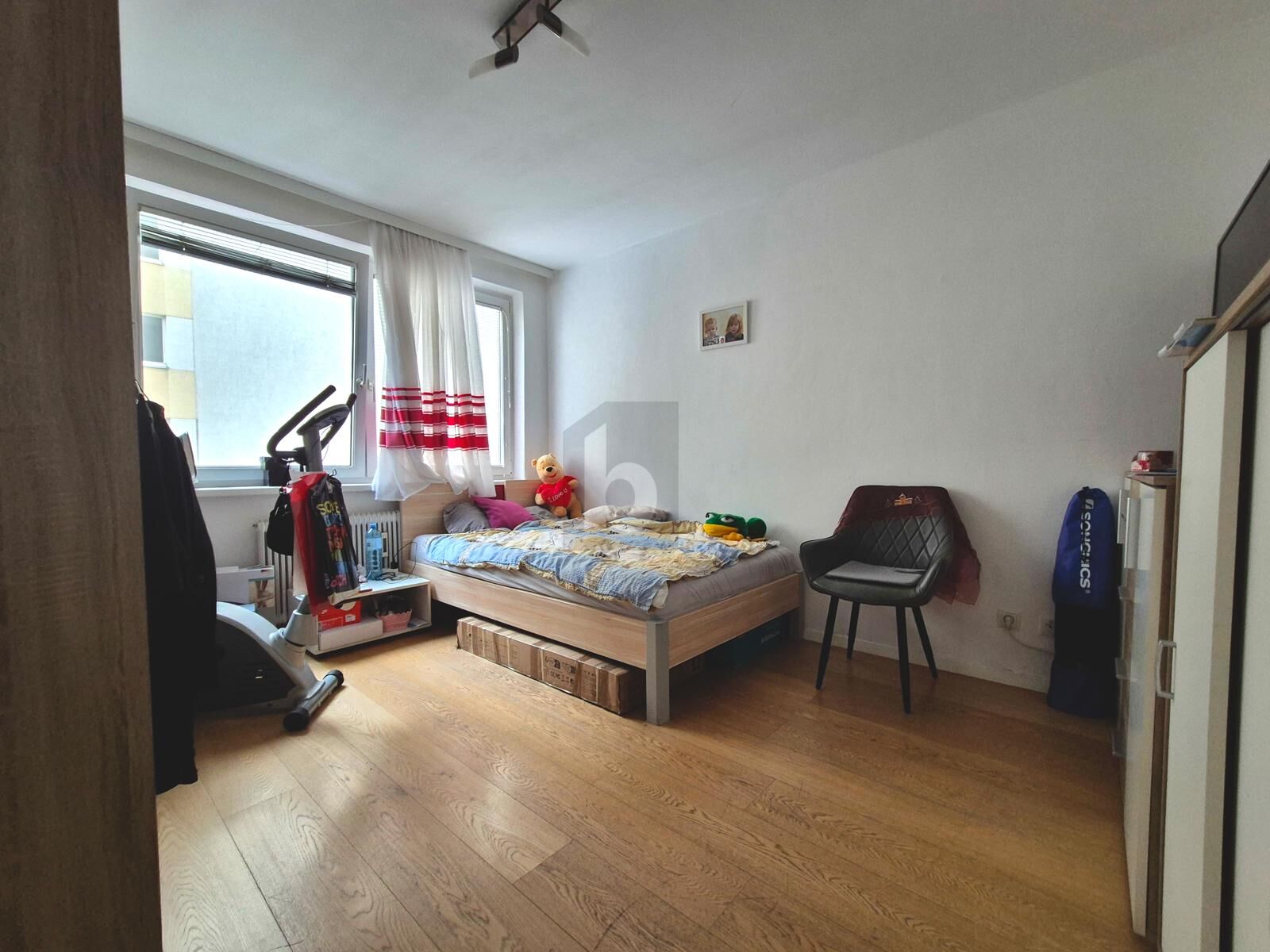 HELL, GEPFLEGT UND GUT ANGEBUNDEN / / 1100 Wien / Bild 4