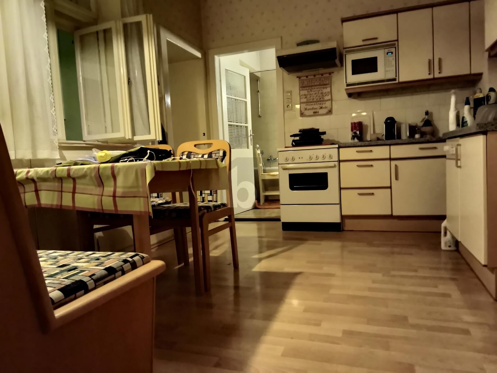 CHARMANTES WOHNEN MIT VERANDA & GROßEM NATURGARTEN / / 2273 Hohenau an der March / Bild 2