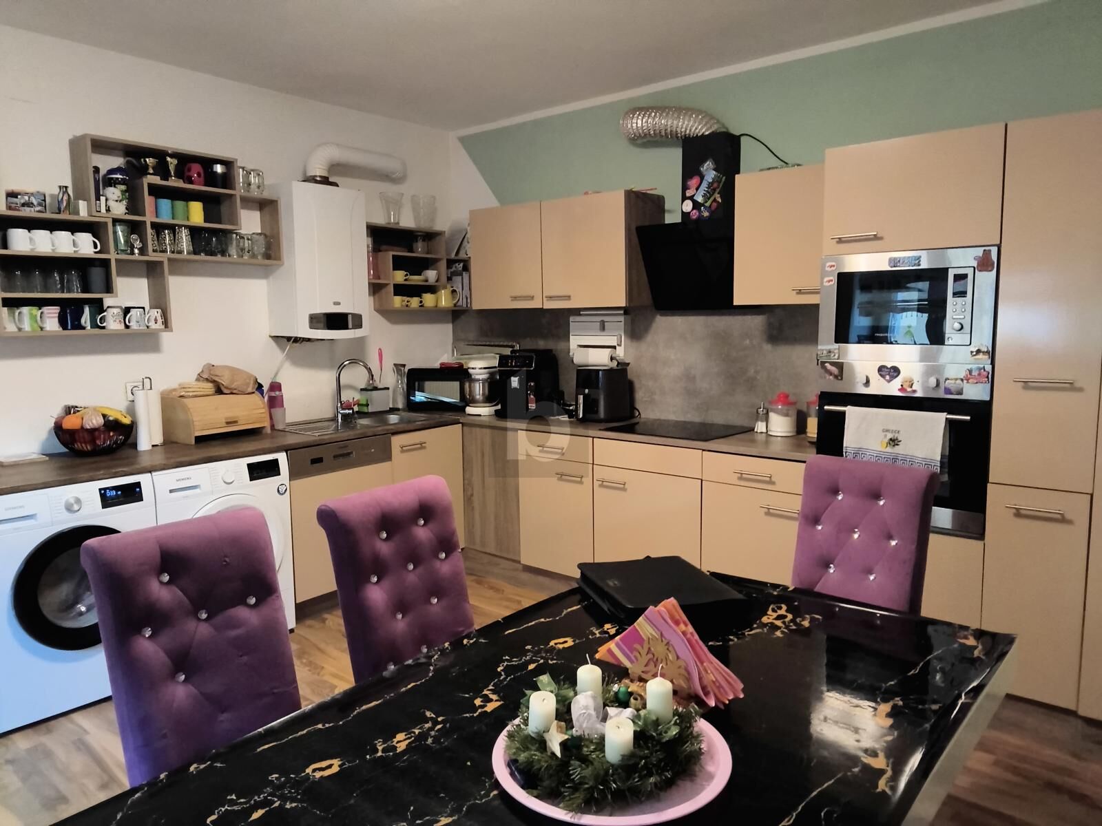 CHARMANT MIT INNENHOF & BALKON ? SOFORT BEZIEHBAR! /  / 2191&nbsp;Gaweinstal / Bild 1