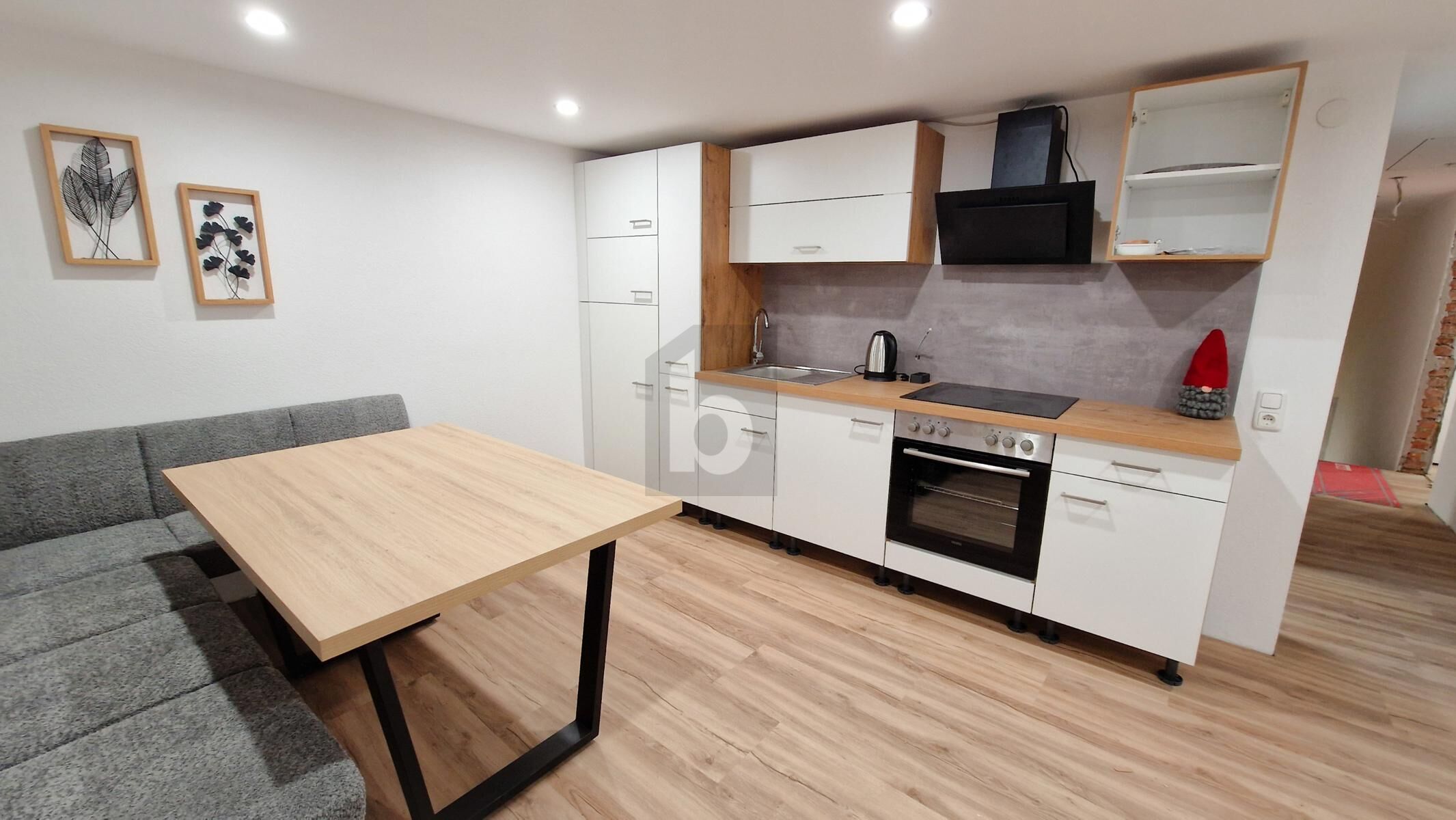 FRISCH RENOVIERT MIT POTENTIAL AUF ZWEIFAMILIENHAUS / / 5280 Braunau am Inn / Bild 3